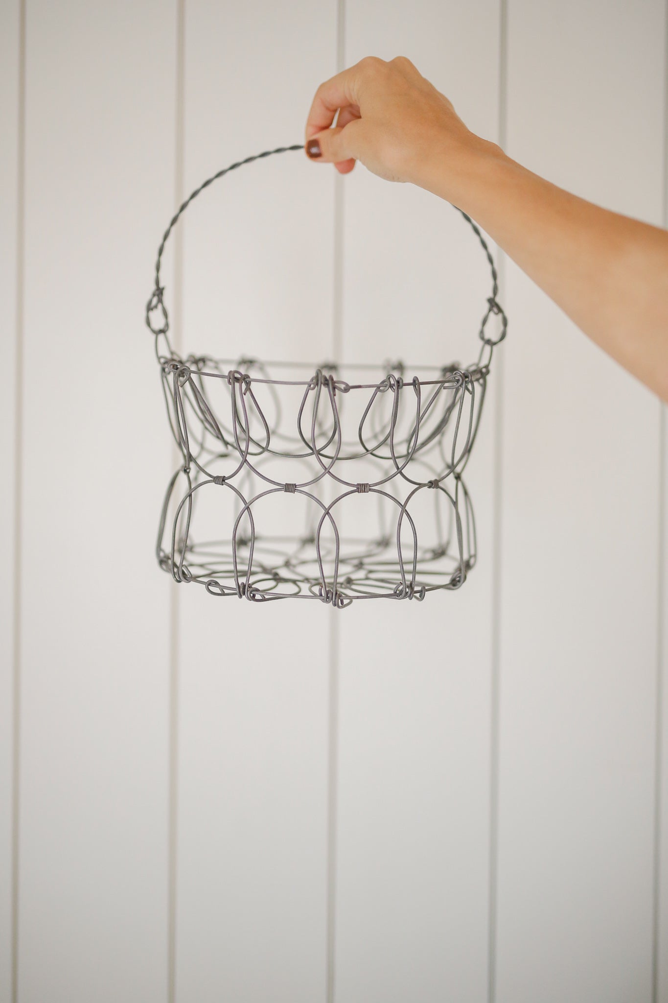 Adjustable Wire Basket